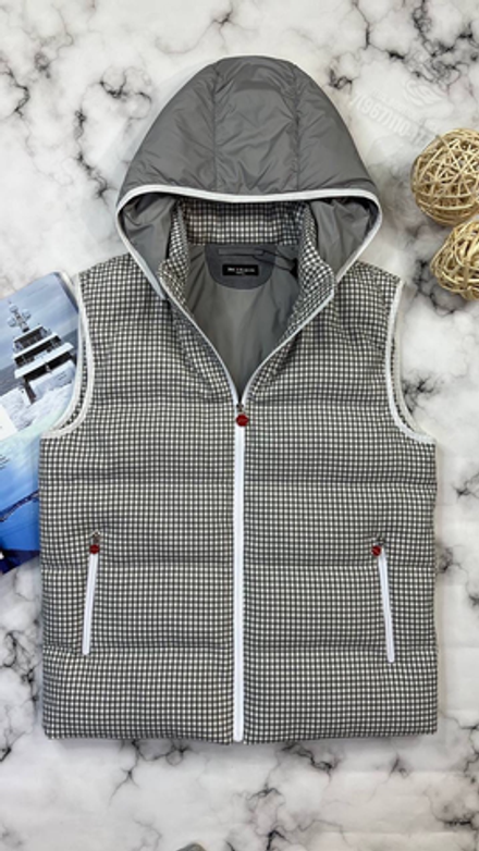 Пуховый жилет Kiton