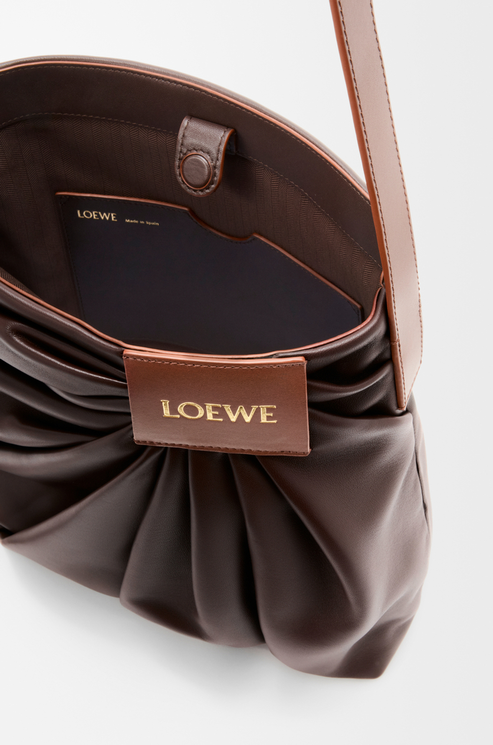 Loewe Сумка-тоут Draped из мягкой овечьей кожи наппа, темно-каштановый