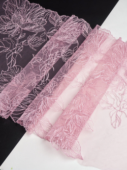 Вышивка на сетке пудрово-лиловая неэластичная ширина 21см ОТРЕЗ 0,5 м