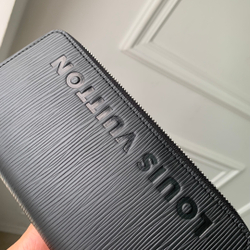 Louis Vuitton Zippy Vertical Wallet