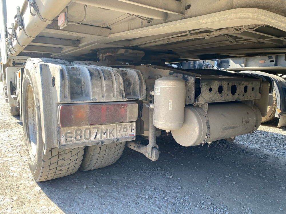 Foton AUMAN 4x2 Седельный тягач BJ4189SLFKA (Дизельный, 11,8 л, 470 л.с. АТ)