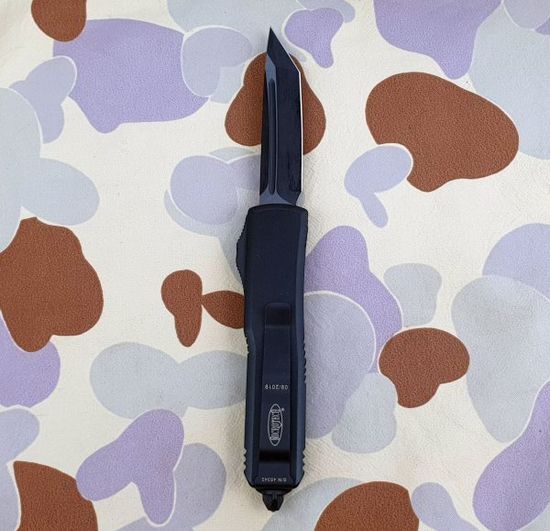 Автоматический нож Microtech MT_233-1T UTX-85 T/E, черн. алюм. рук-ть, черн. клинок