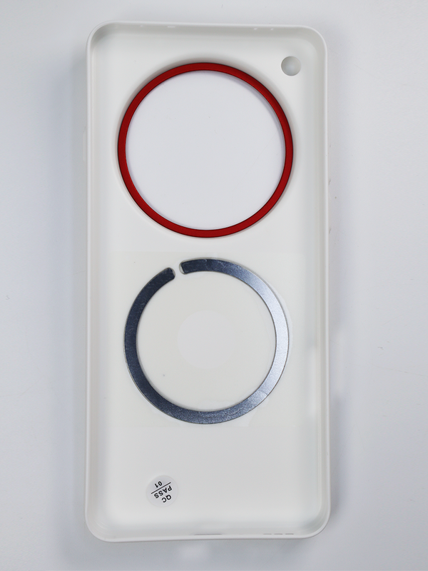 Защитный чехол для OPPO Find X8 Ultra c MagSafe белый (White)