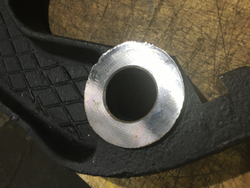 Кронштейн правый ДЗ95Б-34-077