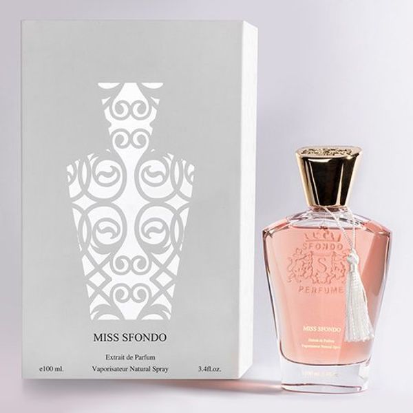 Sfondo Perfume Miss Sfondo