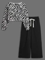 Костюм для девочки демисезонный