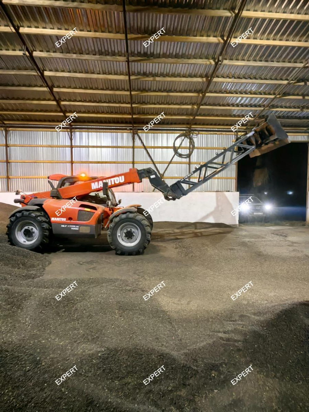 Отвал буртовщик на Фронтальный погрузчик Doosan