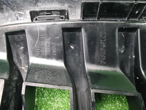 Решетка радиатора BMW X1 F48 (2019-2022)