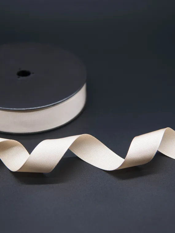 Репсовая тесьма (сантюр), 25 мм, телесный 126