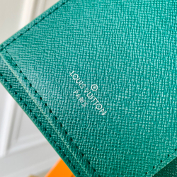 Louis Vuitton Brazza Wallet