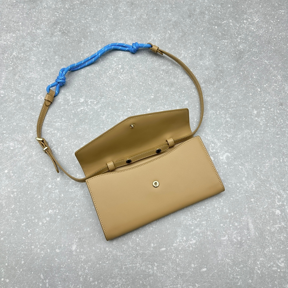 Miu Miu Wallet 19 cm