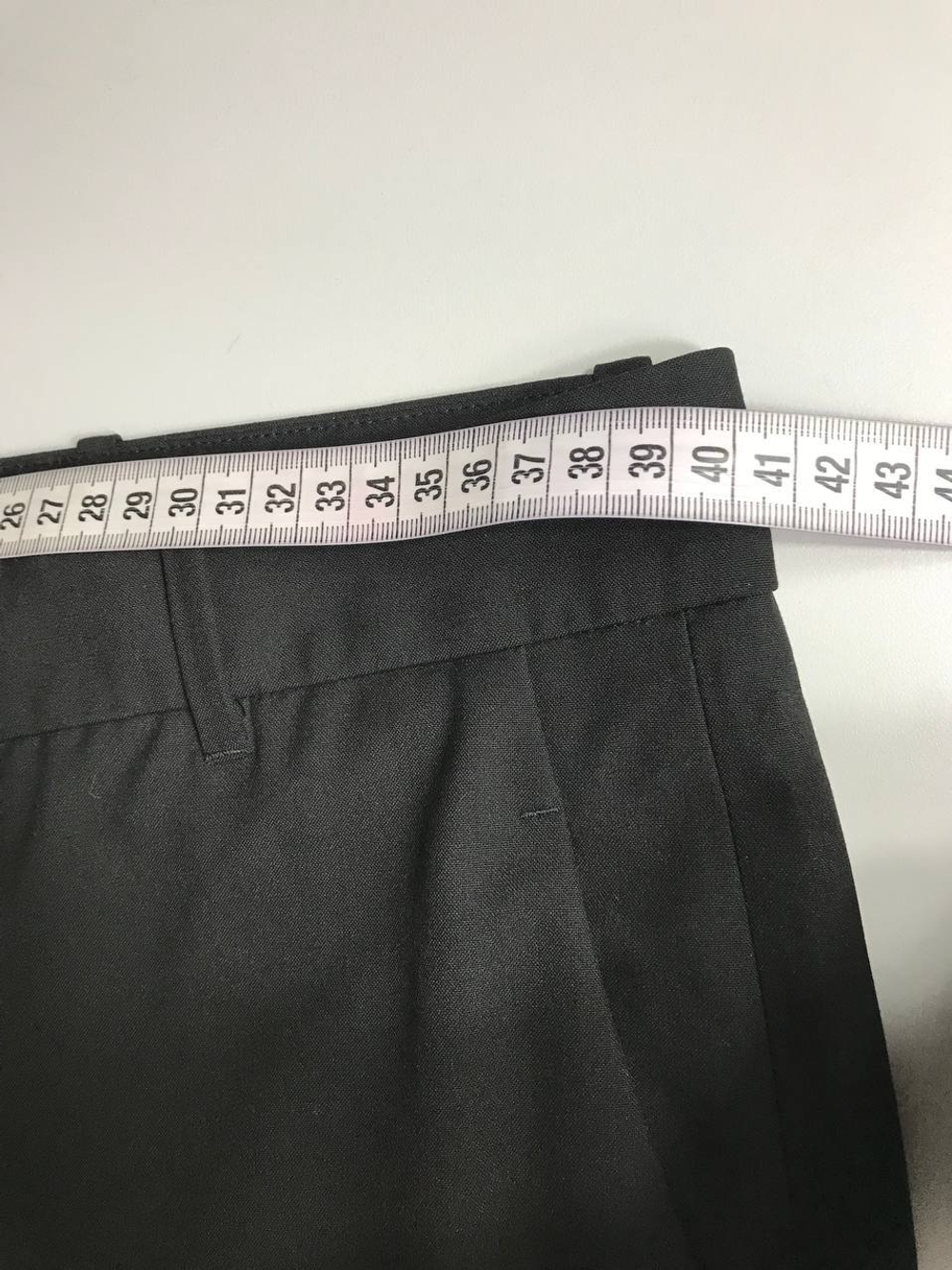 Брюки Zara лаконичные, маркировка М, визуально на 46 размер