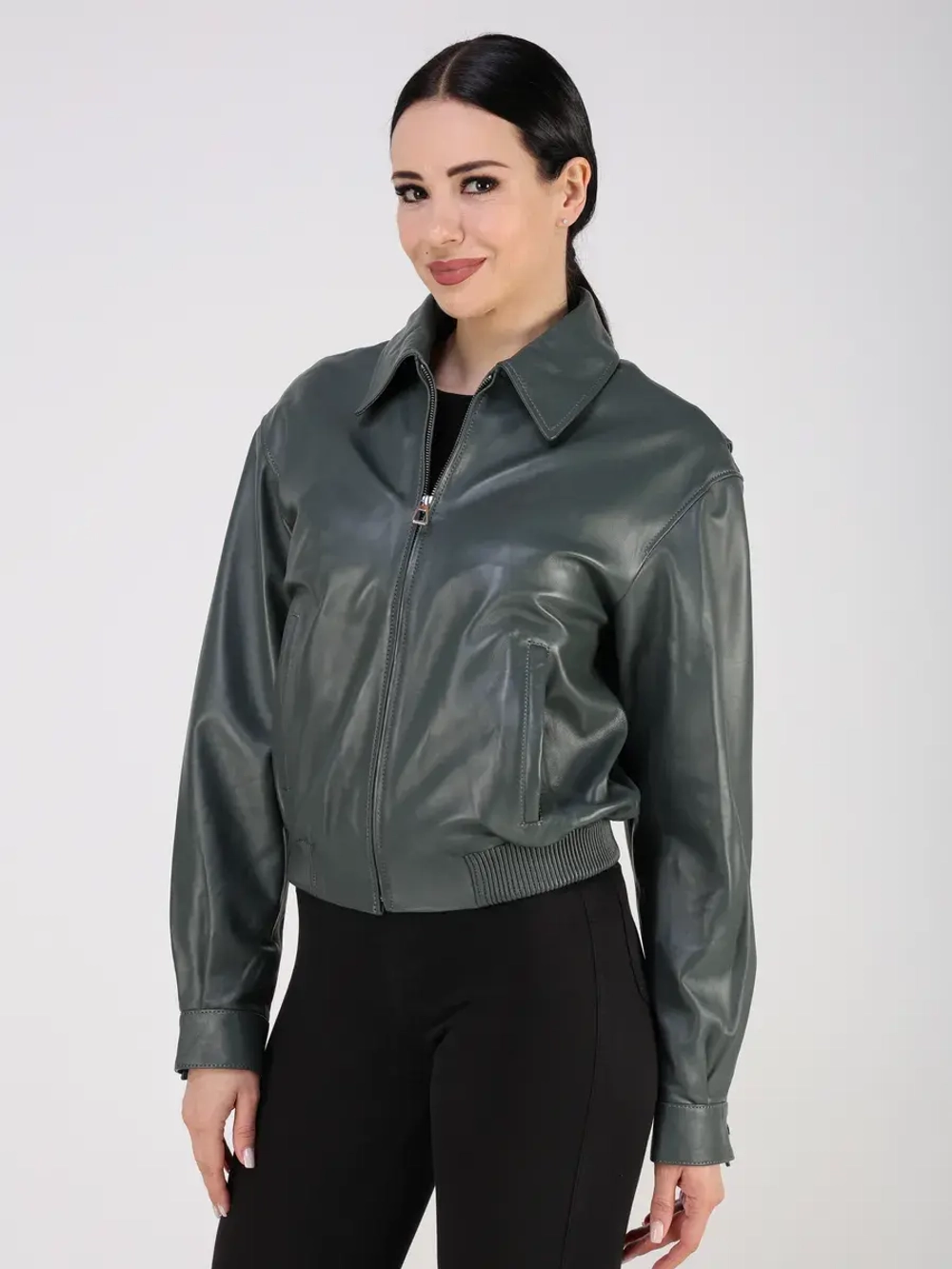 Кожаная куртка демисезонная