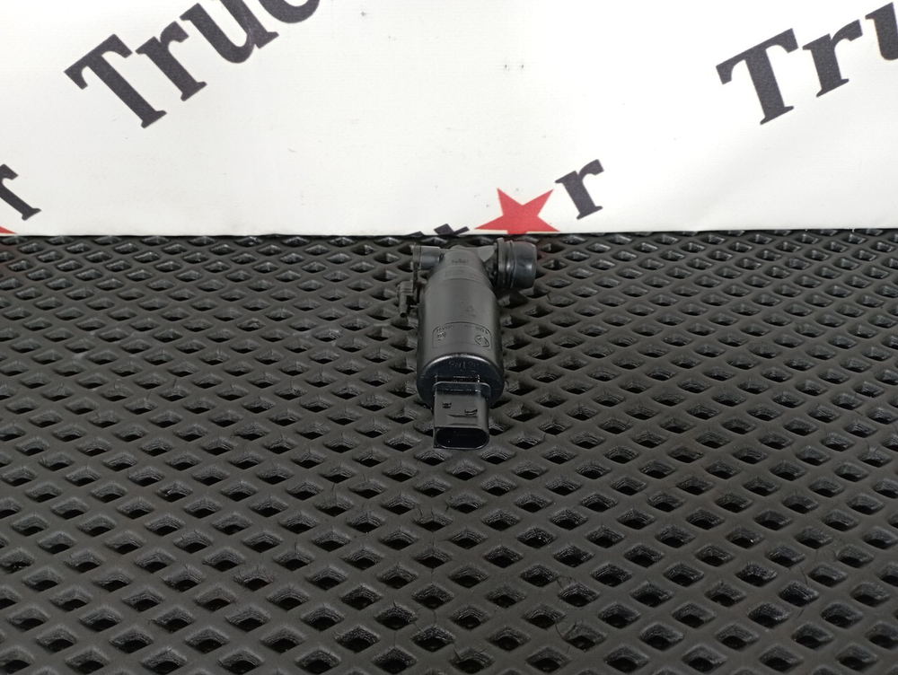 Насос омывателя фар 2020г.