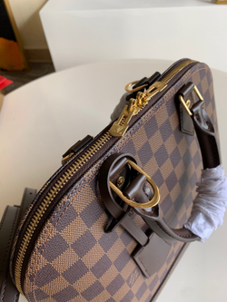 Louis Vuitton Alma PM