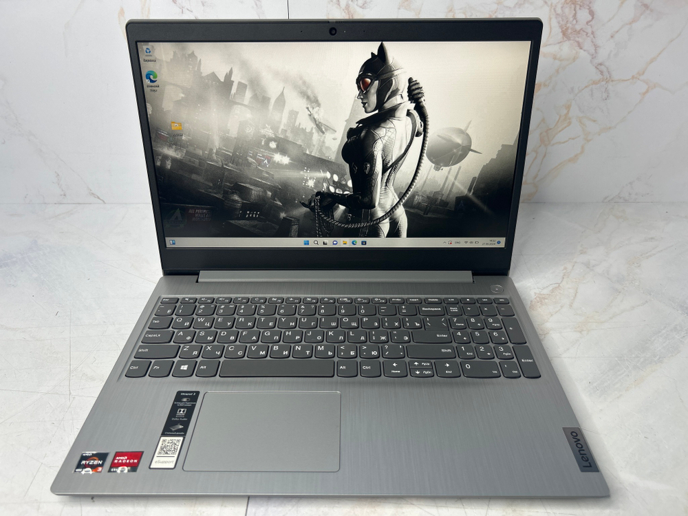 Ноутбук Lenovo ideapad 3-15ARE05. Конфигурация: AMD Ryzen 3 4300U/8GB/256GB+500GB/AMD Radeon/Win 11/FHD/