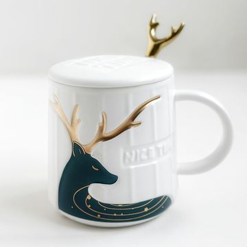 Кружка Олень с крышкой и ложкой