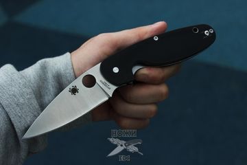 Складной нож Spyderco EMPHASIS 245GP c клинком из стали 8Cr13MoV, рукоять G10