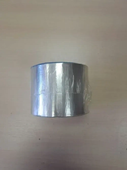 Герметизирующая лента бутилкаучуковая самоклеящаяся "Руфизол". Ширина 100 мм (10 метров) для герметизации кровли, ванной, строительных работ, серебристая на алюминиевой основе