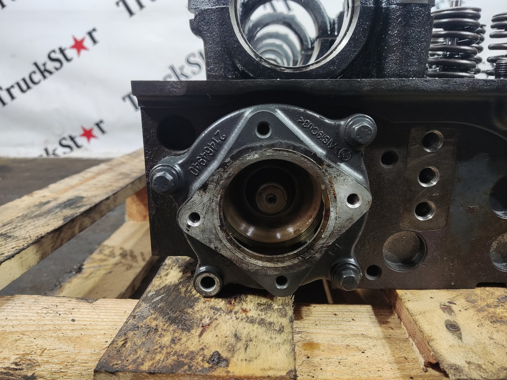 Головка блока цилиндров DTI11 2016г.