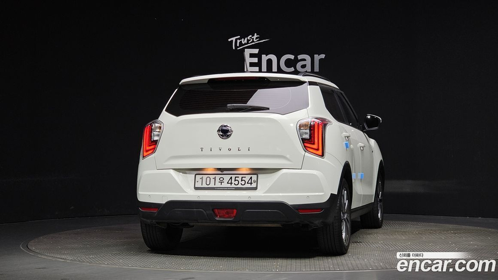 KG Mobility (Ssangyong) Very New Tivoli Бензин 1.5 2WD (09.2019)
