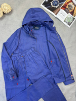 Костюм льняной Kiton