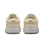 Женские кроссовки Air Jordan 1 Low SE 'Canvas - Team Gold' FN3722-701