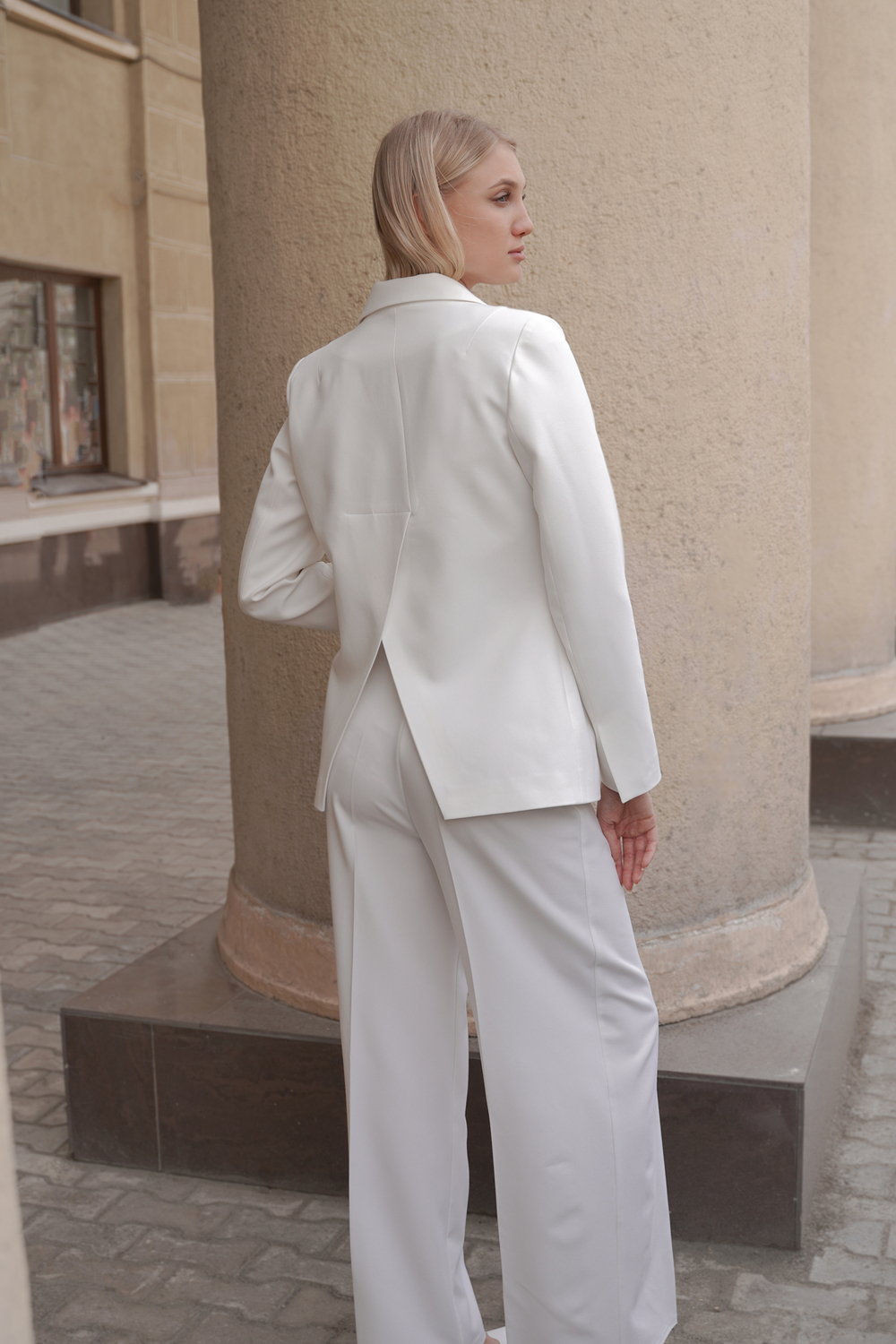 Жакет из костюмной вискозной ткани White Queen Elizabeth, ivory color