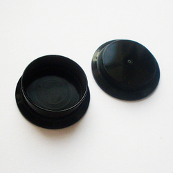 Плаг акриловый, черный, диаметр 10 мм. 1 штука ( раскручивается).