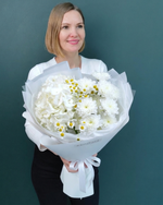 Букет из гортензии,хризантемы и ромашки(00491)