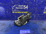 Замок двери задней правой TOYOTA CAMRY GRACIA 1999