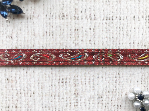 Лента жаккардовая, ш. 1,1 см.