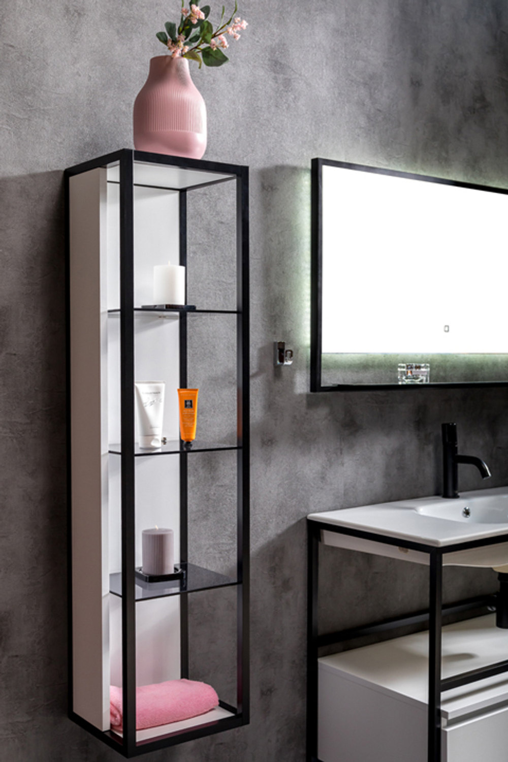 Armadi Art Пенал LOFT высокий белый, полки стекло