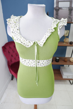 Майка зеленая красивая 42-44 размер