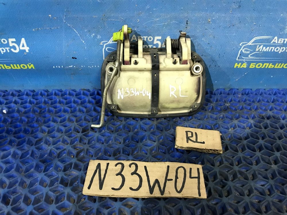 Ручка двери задней левой внешняя MITSUBISHI CHARIOT 1994