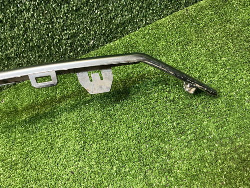 Молдинг переднего бампера Geely Atlas Pro (21-25)