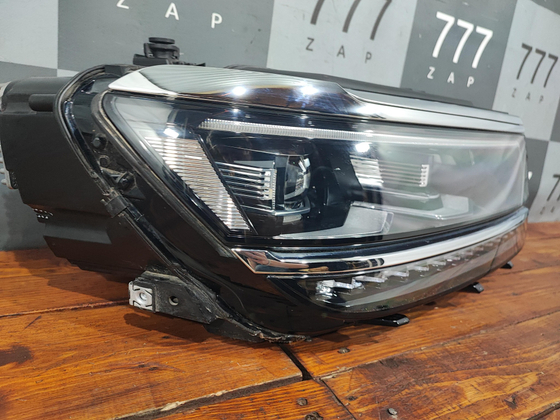 Фара правая Full Led Volkswagen Tiguan 2 16-20 Б/У Оригинал 5nb941082d