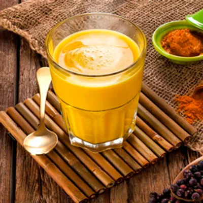 Золотое молоко из куркумы