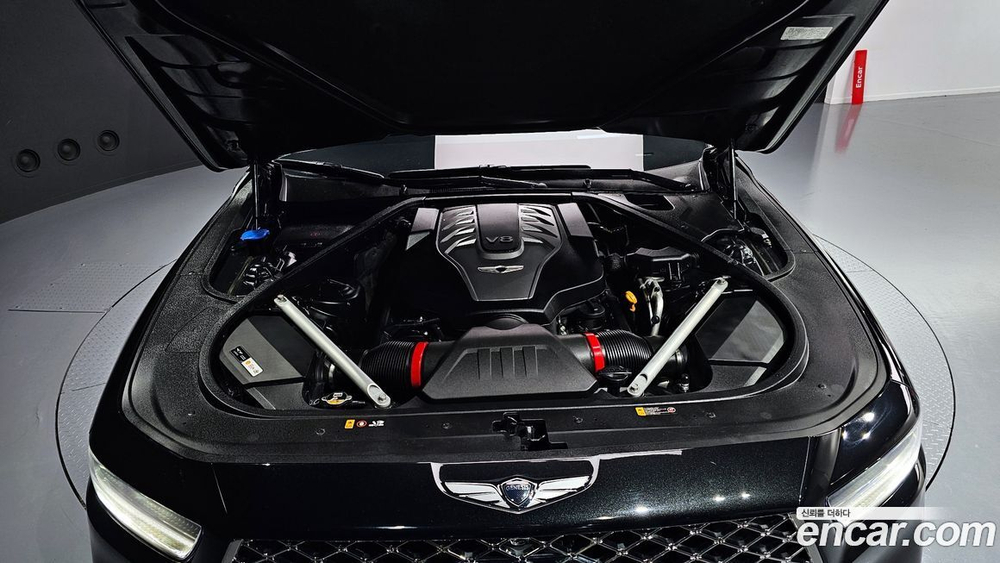 Genesis G90 5.0 AWD (04.2021)