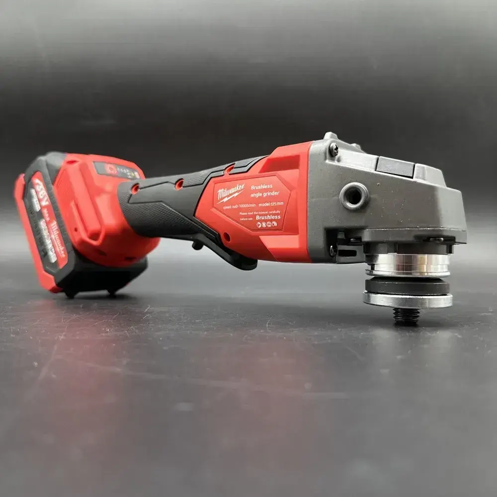 Набор аккумуляторного инструмента Milwaukee 8в1 с 4АКБ