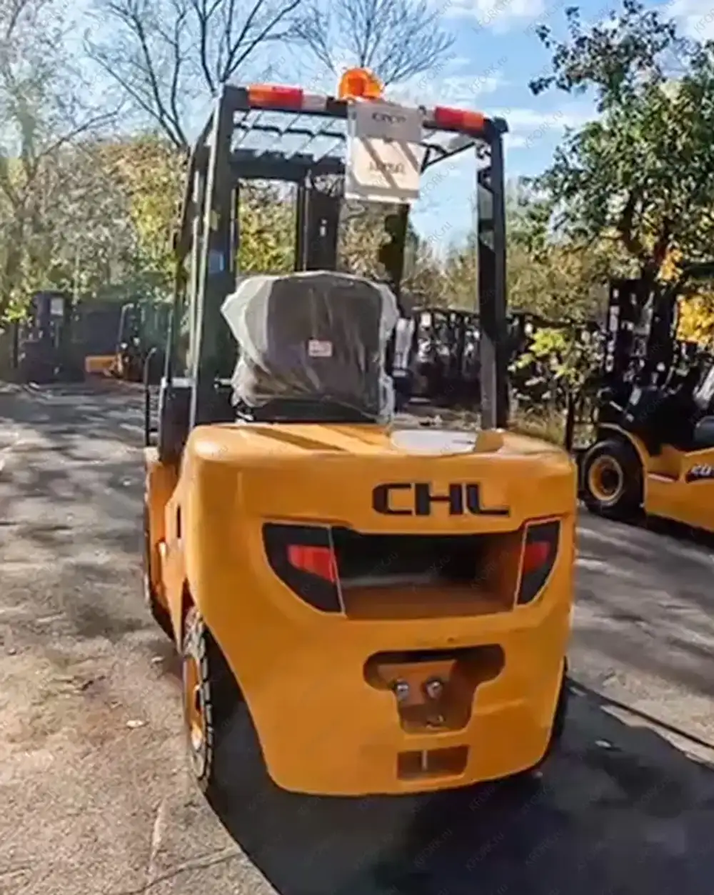 Вилочный автопогрузчик CHL 3,0 т с диз. двигателем Isuzu