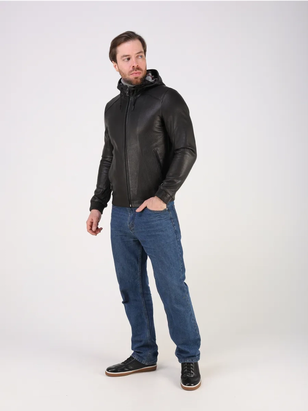 Кожаная куртка демисезонная натуральная с капюшоном