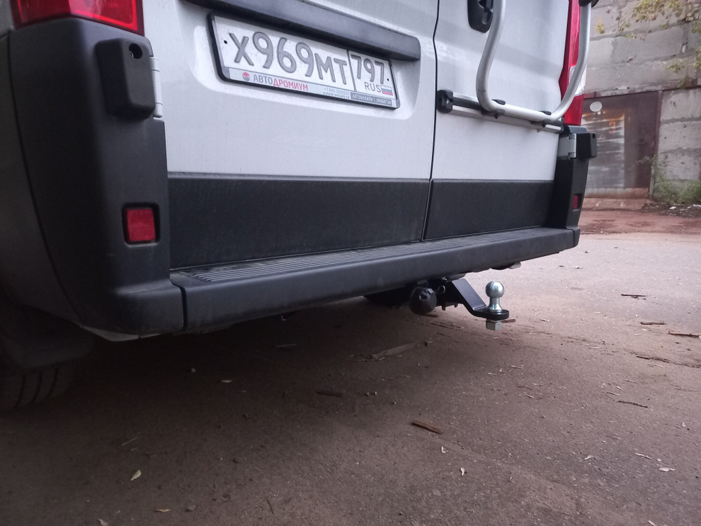 Фаркоп под квадрат для Fiat Ducato / Citroen Jumper / Peugeot Boxer, c 2006г., Бизон.FA 0340-E