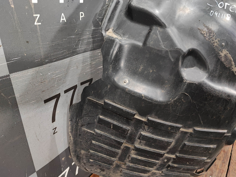 Подкрылок передний правый Kia Sorento 2 (XM) 12-20 Б/У Оригинал 868212P500