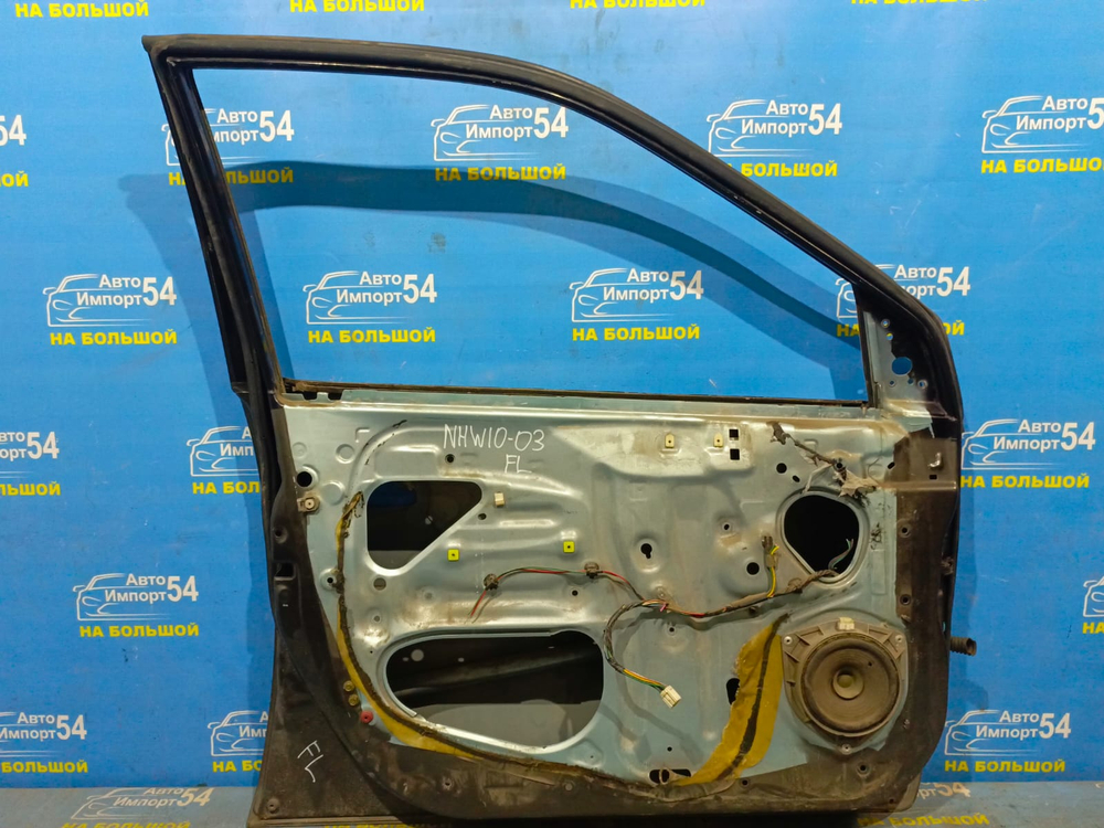 Дверь передняя левая TOYOTA PRIUS 1999