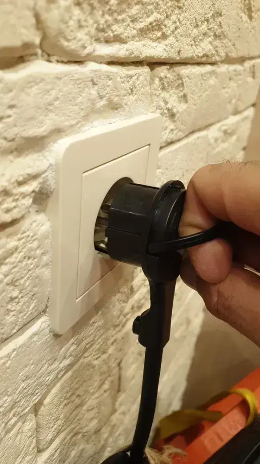 Удлинитель С плоской потайной Вилкой с Кольцом 3 метра 3 влагозащитные розетки IP45 с защитными крышками с заземлением