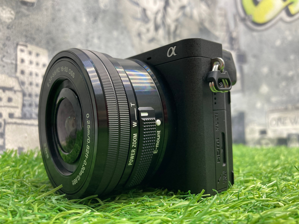 Sony A6300 kit 16-50mm 10.500 кадров