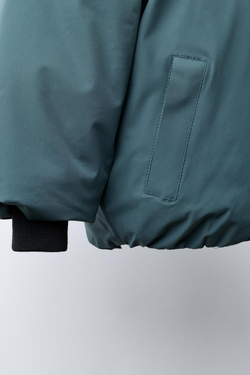 ZARA СТЕГАНАЯ КУРТКА С КАПЮШОНОМ WATER REPELLENT, НЕФТЯНОЙ