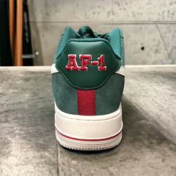 Nike Air Force 1 Low • Green