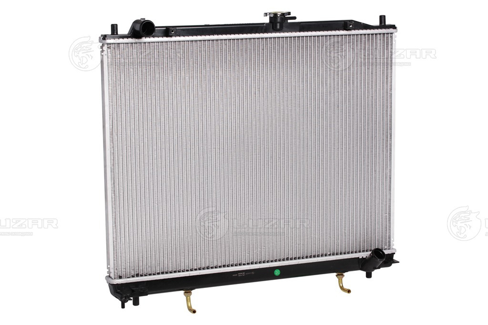 LRc 11189 -  Радиатор охлаждения для автомобилей Pajero III (00-)/Pajero IV (06-) 3.2D AT